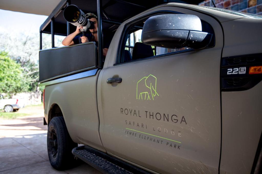 Royal Thonga Open Vehicl